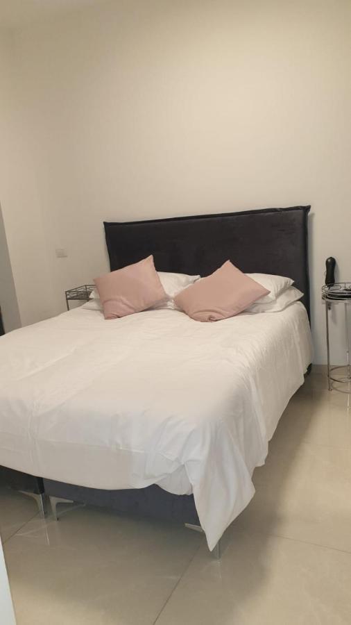 Appartment City Center - J Tower القدس المظهر الخارجي الصورة